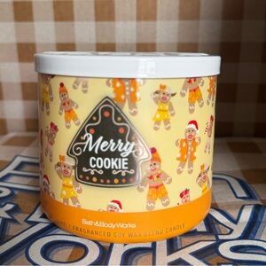 NEW B&BW Merry cookie 3 wick soy wax blend candle ~ limited edition